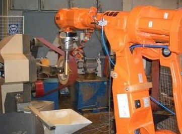 多軸力傳感器在汽車(chē)，智能制造，工業(yè)機(jī)器人等